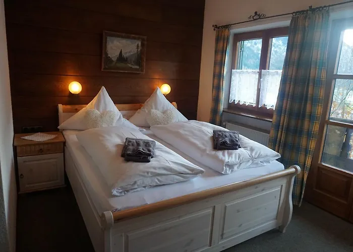 Haus Sonnenblick بيت ضيافة بايريشزيل